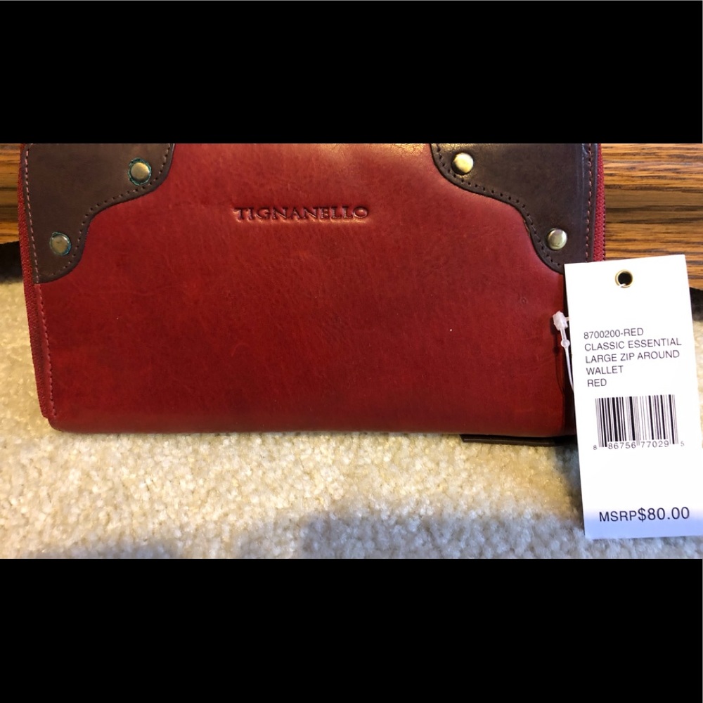 Tignanello zip around wallet